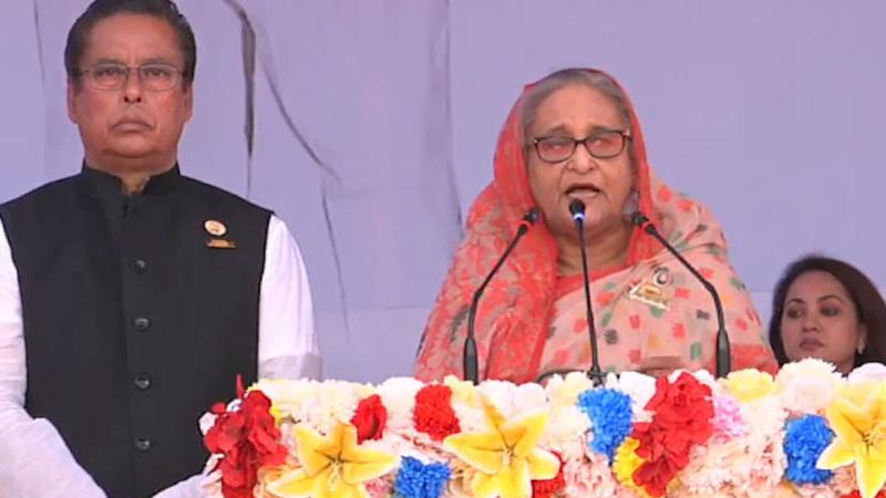 উন্নয়নের ধারা বজায় রাখতে নৌকায় ভোট দিন : শেখ হাসিনা