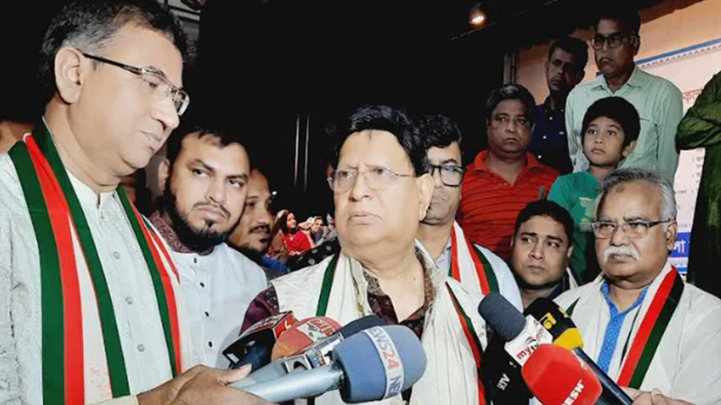 বাংলাদেশ দরিদ্র বলে বিদেশিরা হস্তক্ষেপ করছে : পররাষ্ট্রমন্ত্রী