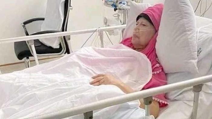 লিভার ট্রান্সপ্লান্ট করতে হবে খালেদা জিয়ার, জরুরি বিদেশ নেওয়া প্রয়োজন