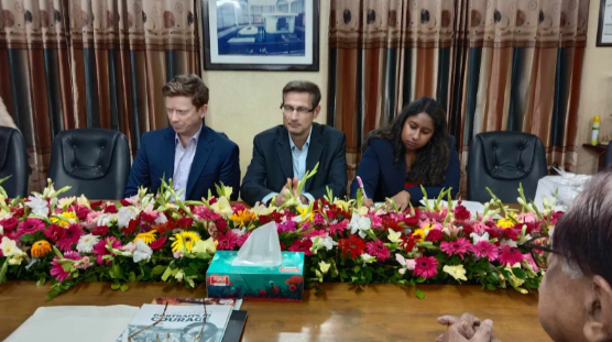 ‘ভারত-চীনের সঙ্গে সম্পর্ক কেমন’, আ.লীগের কাছে জানতে চেয়েছে মার্কিন প্রতিনিধিদল