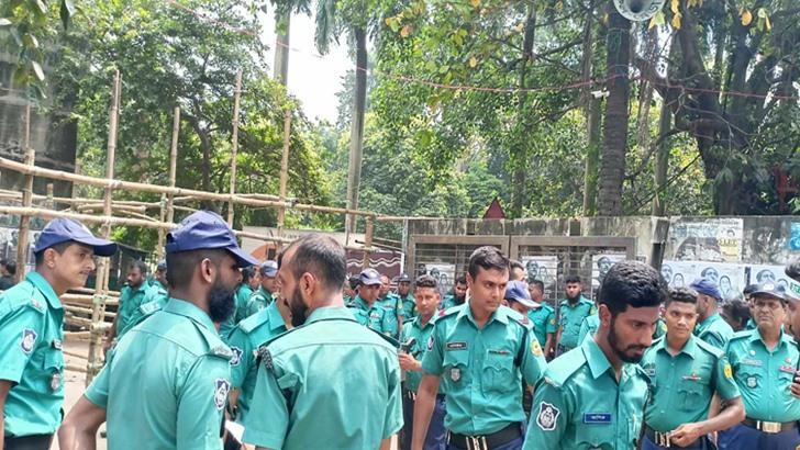 ছাত্রলীগের সমাবেশ ঘিরে সতর্ক অবস্থানে আইনশৃঙ্খলা বাহিনী