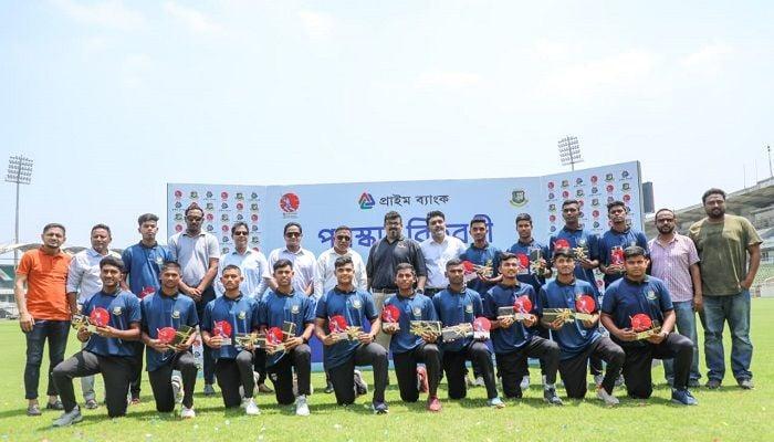 ৬০ হাজার টাকা করে বৃত্তি পেল সেরা ক্রিকেটাররা!