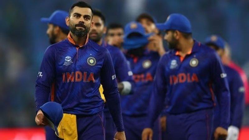 চমক রেখে ভারতের বিশ্বকাপ দল ঘোষণা