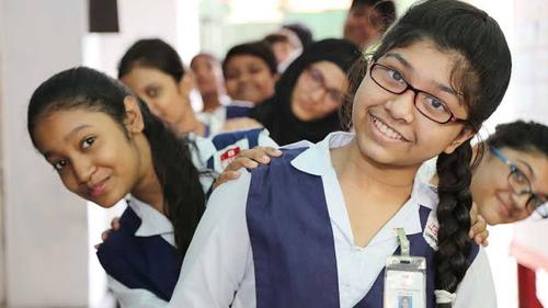 স্কুলে ভর্তি আবেদন,বেসরকারিতে ৭৬ শতাংশ আসনই ফাঁকা