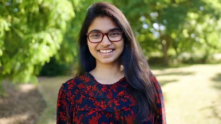 রাজনীতিতে পা রাখলেন ডা. তাসনিম জারা