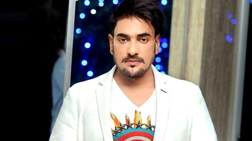চিত্রনায়ক অনন্ত জলিলের বিরুদ্ধে সমন জারি করেছেন আদালত