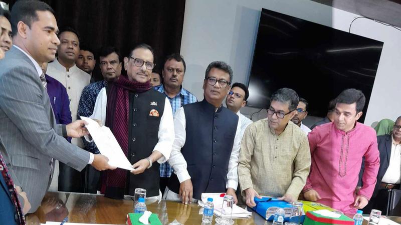 ইসিতে সংরক্ষিত ৪৮ আসনে আ. লীগের মনোনয়নপত্র জমা