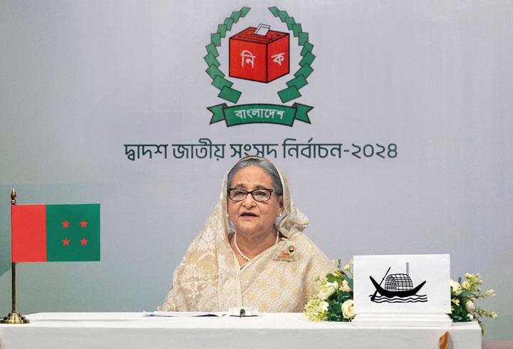 স্মার্ট দেশ গড়ার সুযোগ চাইতে হাজির হয়েছি : শেখ হাসিনা