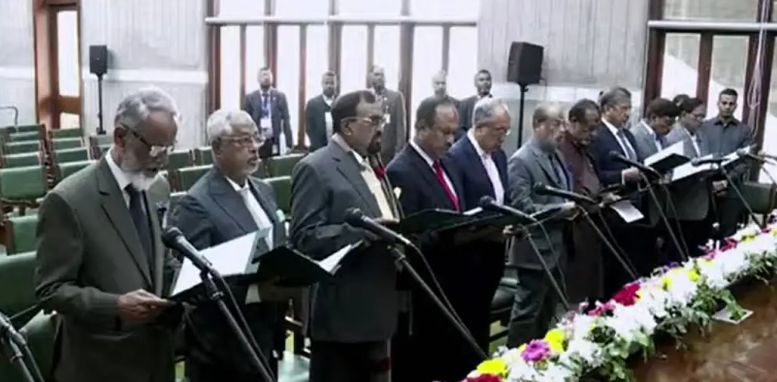 শপথ নিলেন জাতীয় পার্টির নবনির্বাচিত এমপিরা