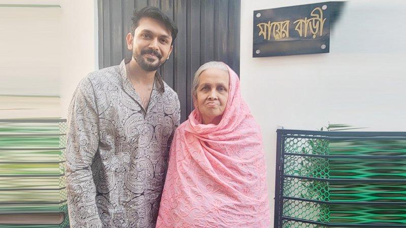 আরিফিন শুভর মা আর নেই