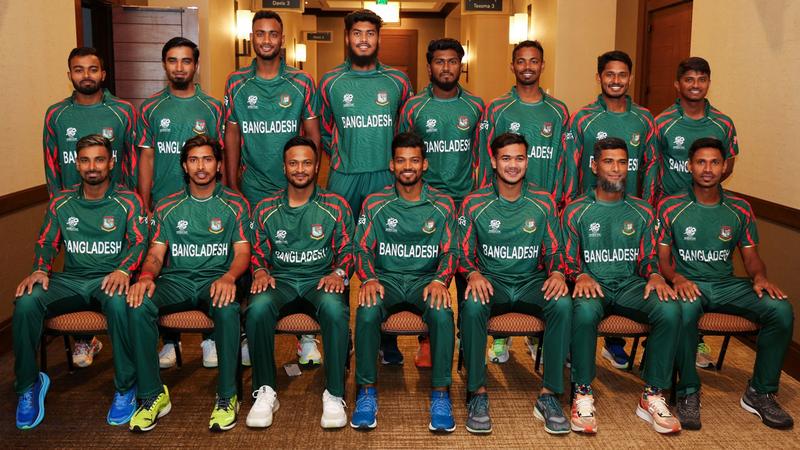 মাঝরাতে উন্মোচিত হলো বাংলাদেশের বিশ্বকাপ জার্সি