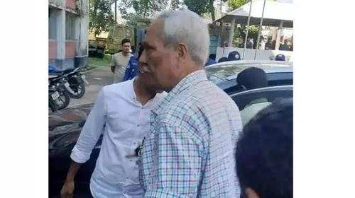 থানা হেফাজতে আলোচিত সাবেক এমপি শাহজাহান ওমর