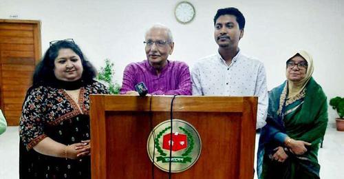 রাজনৈতিক দলগুলোর সঙ্গে মতবিনিময়ের প্রয়োজন নেই: বদিউল আলম