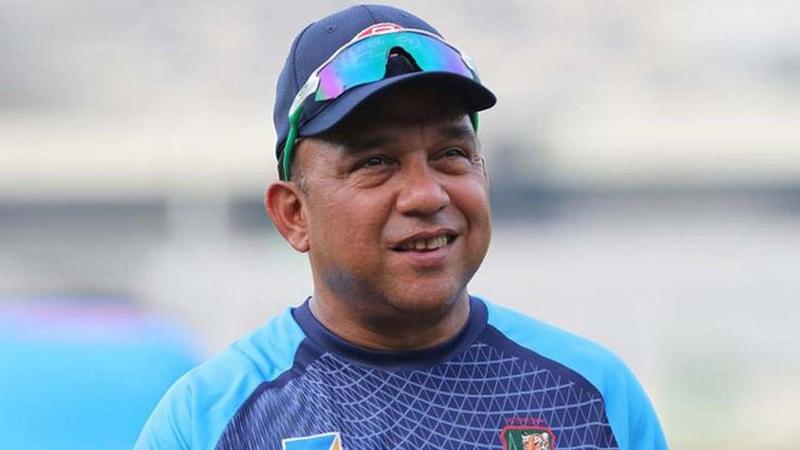 বিসিবি পরিচালকের পদ থেকে সুজনের পদত্যাগ