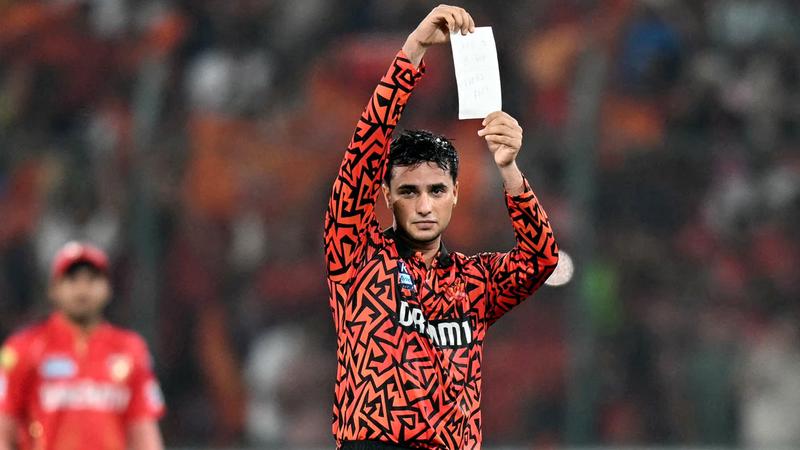 কী লেখা ছিল অভিষেক শর্মার সেই কাগজে?
