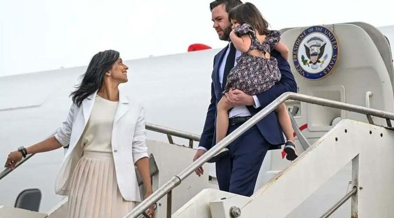 ভারতে মার্কিন ভাইস প্রেসিডেন্ট ভ্যান্স, মোদির সঙ্গে বৈঠক আজ