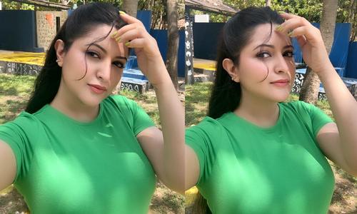 মোহনীয় অবতারে পরীমণি!
