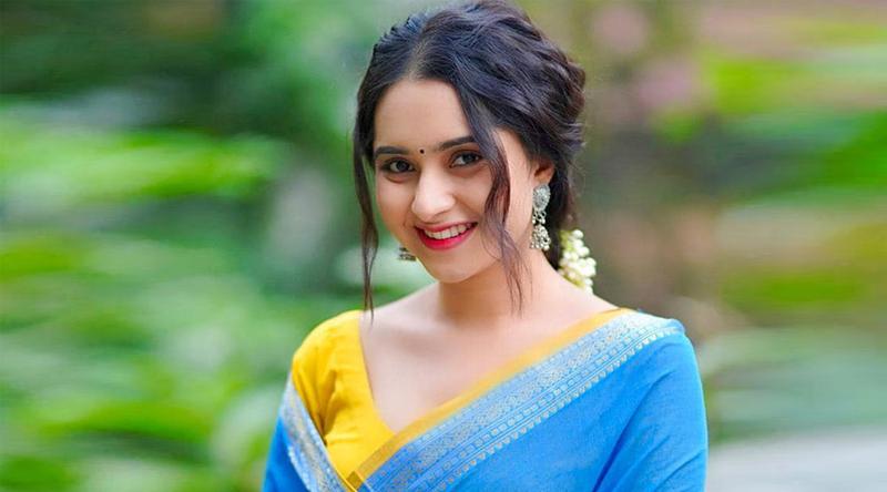 আমার বয়স ১২ তেই ঠেকে আছে:কেয়া পায়েল