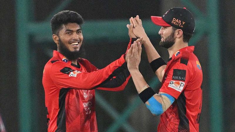 তিন ম্যাচেই ‘সবার ওপরে’ রিশাদ