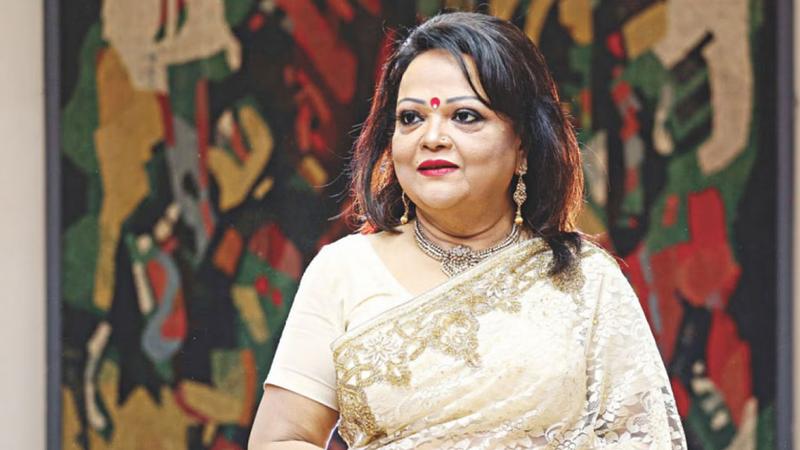 হঠাৎ মঞ্চে অসুস্থ সাবিনা ইয়াসমিন, এখন কেমন আছেন এই শিল্পী