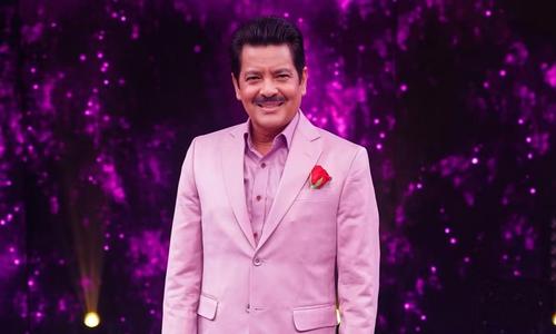 ‘চুমু-কাণ্ডে' জনপ্রিয়তা বেড়েছে দাবি উদিত নারায়ণের