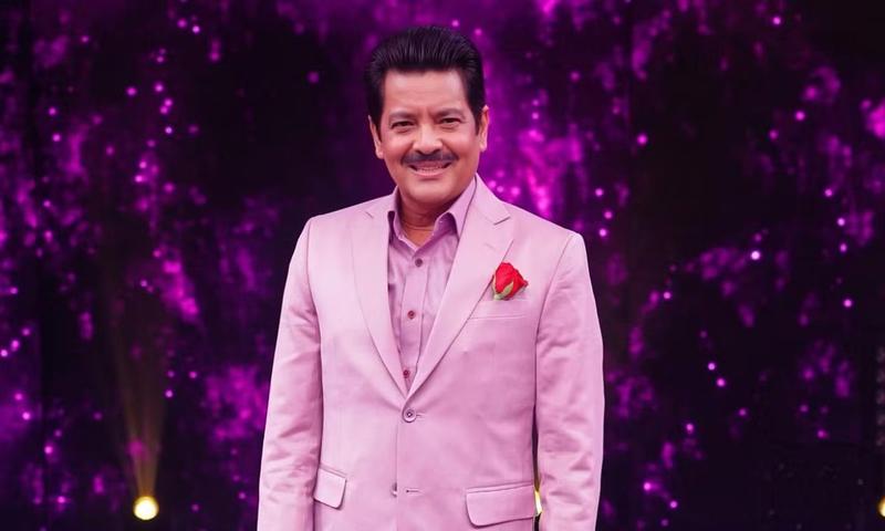‘চুমু-কাণ্ডে' জনপ্রিয়তা বেড়েছে দাবি উদিত নারায়ণের