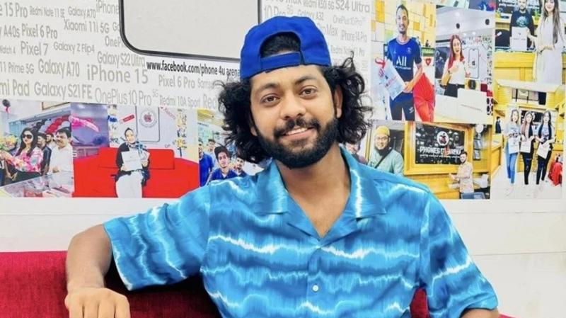 কনটেন্ট ক্রিয়েটর কাফির বাড়িতে আগুন