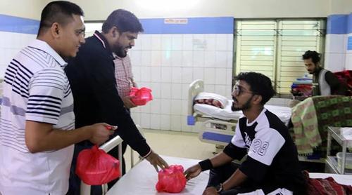 কায়কোবাদের পক্ষ থেকে জুলাই গণঅভ্যুত্থানে আহতদের মাঝে খাবার বিতরণ