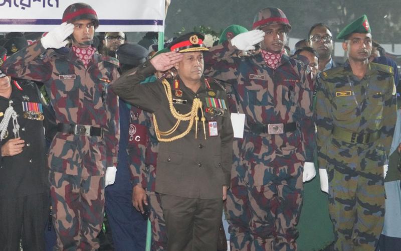 ভাষাশহীদদের প্রতি বিজিবি মহাপরিচালকের শ্রদ্ধা