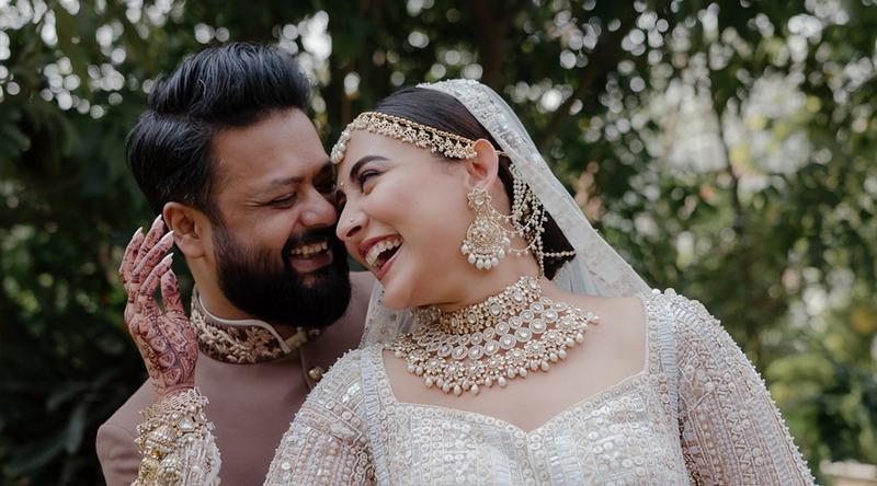 প্রকাশ্যে এলো অভিনেত্রী মেহজাবিনের বিয়ের ছবি