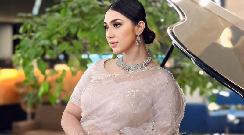 গোলাপি রঙে অপু বিশ্বাসের নতুন লুক, মুগ্ধ ভক্তরা!
