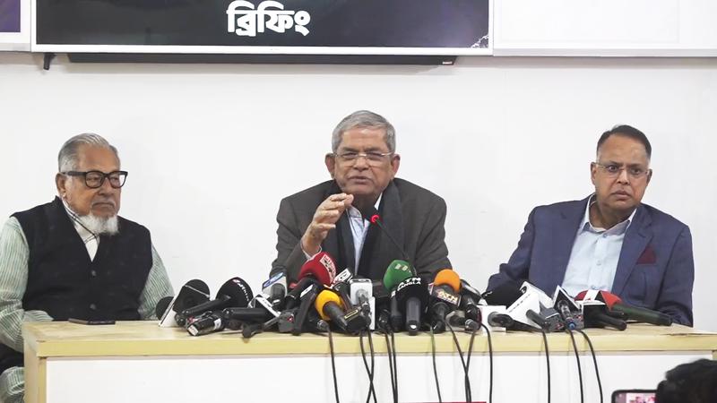 রাজনৈতিক তর্ক-বিতর্কে আ.লীগের দুর্বৃত্তায়ন চাপা পড়ে যাচ্ছে : মির্জা ফখরুল