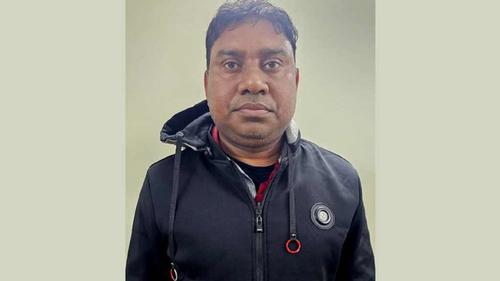 সাবেক ওসি শাহ আলমের বিরুদ্ধে রেড এলার্ট জারি