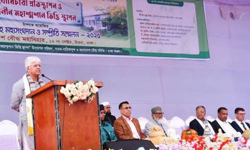 সকল ধর্মের মানুষ এক হয়ে বাংলাদেশকে গড়ে তুলতে পারে : শিল্প উপদেষ্টা