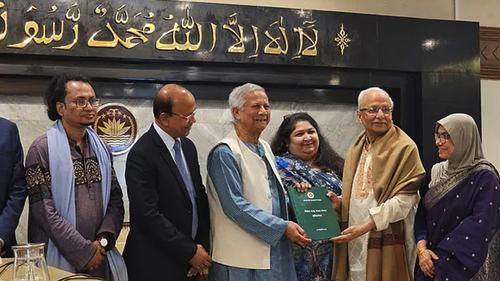 প্রধান উপদেষ্টার কাছে প্রতিবেদন জমা দিয়েছে চার সংস্কার কমিশন