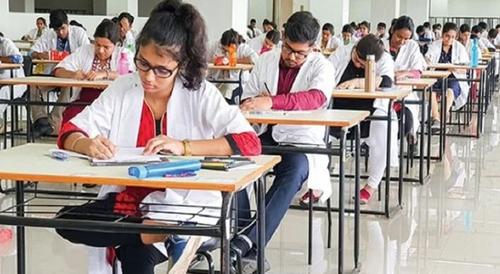 কোটার দৌরাত্ম্য, নাকি মেধার মূল্যায়ন?