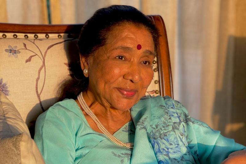 প্রয়াত’ ঘোষণা করে গুজব! সুস্থ আছেন আশা ভোঁসলে, মুখ খুললেন পুত্র আনন্দ