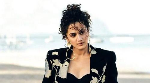 থ্রিলার শেষ, এবার কমেডিতে ফিরছেন তাপসী