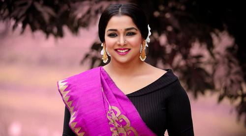 কেউ ভিডিও ভাইরাল করলে সেটার দায় আমার নয়: রুনা খান