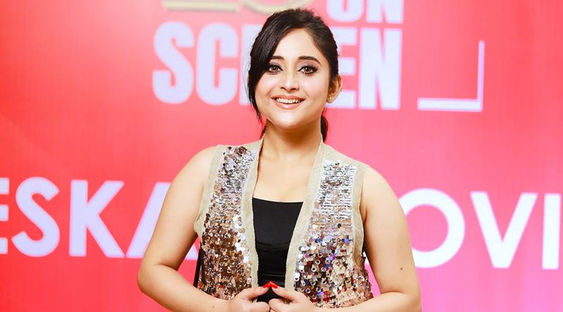 আজানের সুর কানে এলে গায়ে কাঁটা দেয় : সৌমিতৃষা