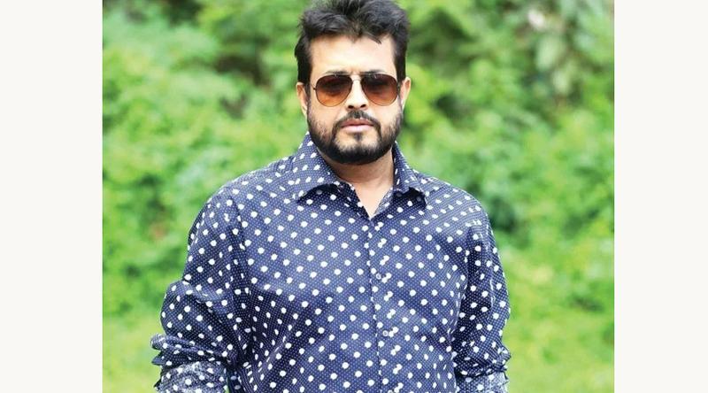 বাজারে নেই সয়াবিন তেল, গণপিটুনির কথা বললেন ওমর সানী