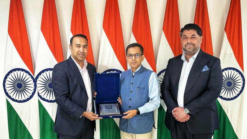 বাংলাদেশ-ভারত ম্যাচ নিয়ে বাফুফে সভাপতি-ভারতীয় হাইকমিশনারের বৈঠক