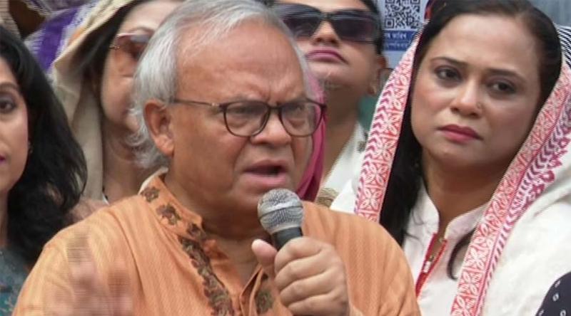 বিএনপির অভিযোগকে ব্যক্তিগতভাবে নেয় অন্তর্বর্তী সরকার: রিজভী