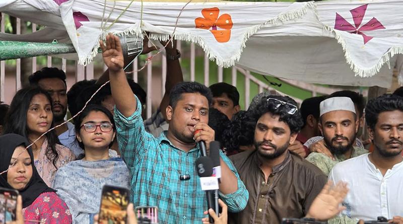 এনসিপির যোগ্য নেতৃত্ব না থাকলে ভোট দেয়ার প্রয়োজন নেই: হাসনাত