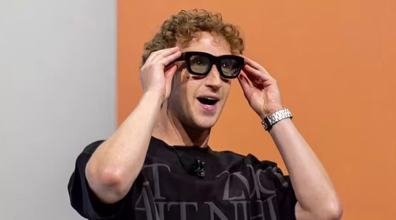 মেটা উন্মুক্ত করলো নতুন ডিসপ্লে স্মার্ট গ্লাস