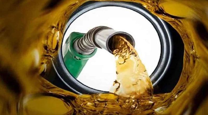 অবৈধ তেল মজুত ঠেকাতে ‘ফুয়েল পাস’ ব্যবস্থা চালু করবে সরকার