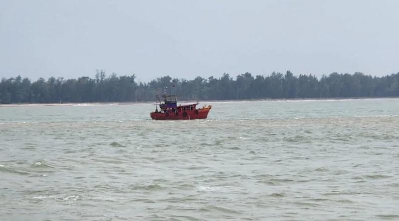 মিয়ানমারের কোষ্টগার্ডের হাতে ১৬ বাংলাদেশি আটক