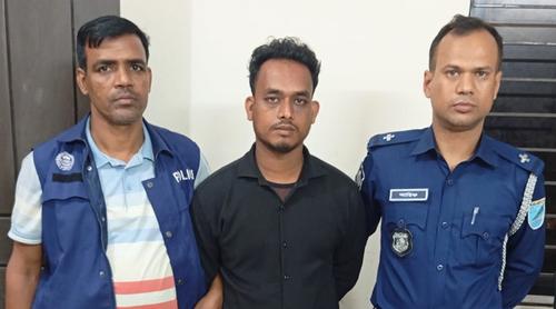 নারায়ণগঞ্জে থানায় এসে মামলা আছে জেনে পলায়ন আসামির, অভিযানে গ্রেপ্তার