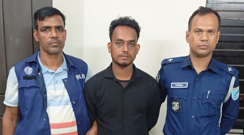 নারায়ণগঞ্জে থানায় এসে মামলা আছে জেনে পলায়ন আসামির, অভিযানে গ্রেপ্তার