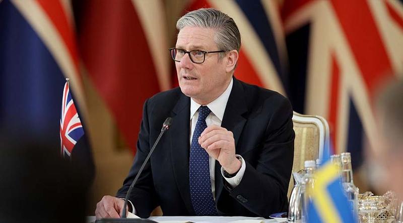 হরমুজ প্রণালি সচল করতে আন্তর্জাতিক সম্মেলনের ডাক দিলেন ব্রিটিশ প্রধানমন্ত্রী